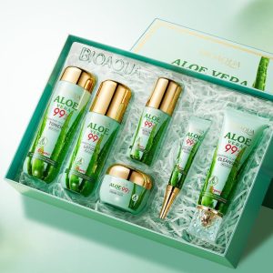 Подарунковий набір косметики для обличчя bioaqua aloe vera з екстрактом алое, 6 продуктів